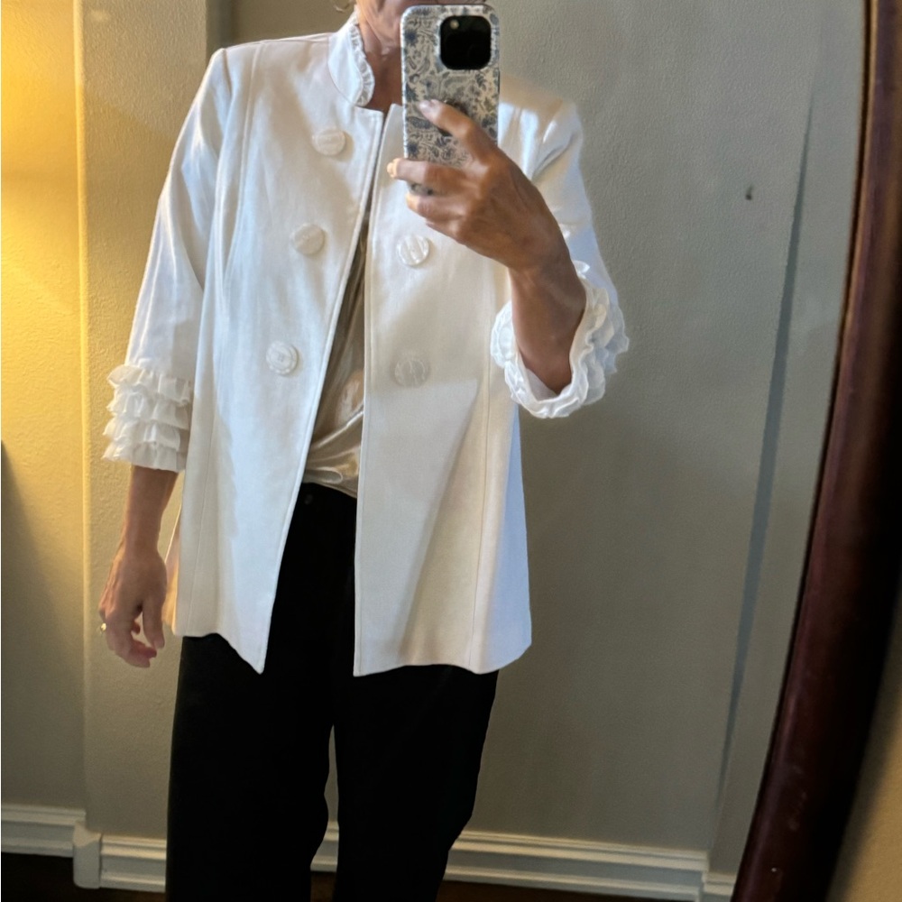 NWT “Multiples”- Linen blend jacket PL Very versatile, dressing up or jeans.